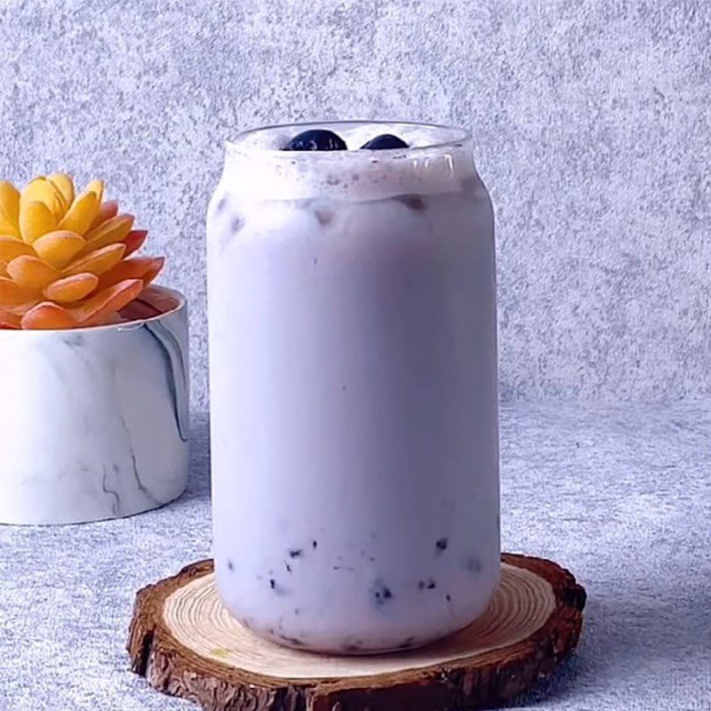 Step 4 Final Product Blueberry Milk Tea