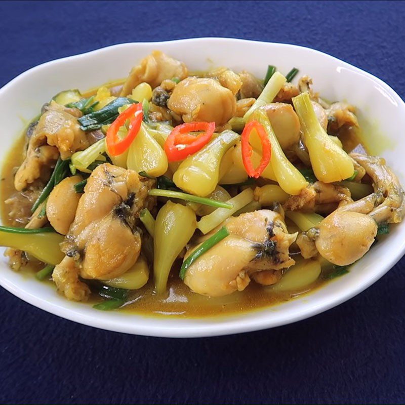 Step 3 Final Product Stir-fried frog with scallion