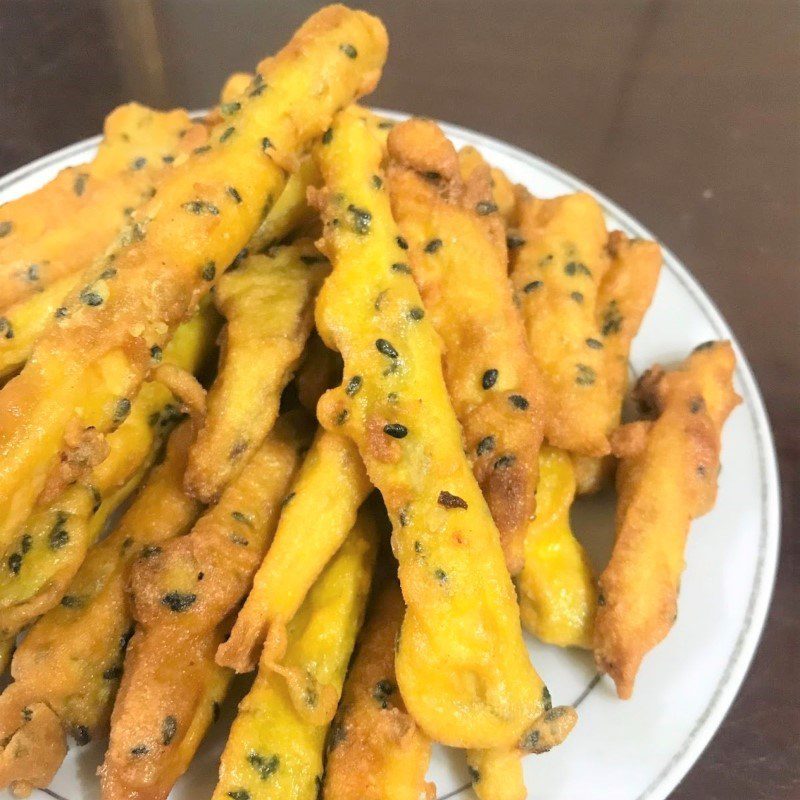 Step 4 Final Product Fried Sweet Potatoes with Sesame - Black Sesame