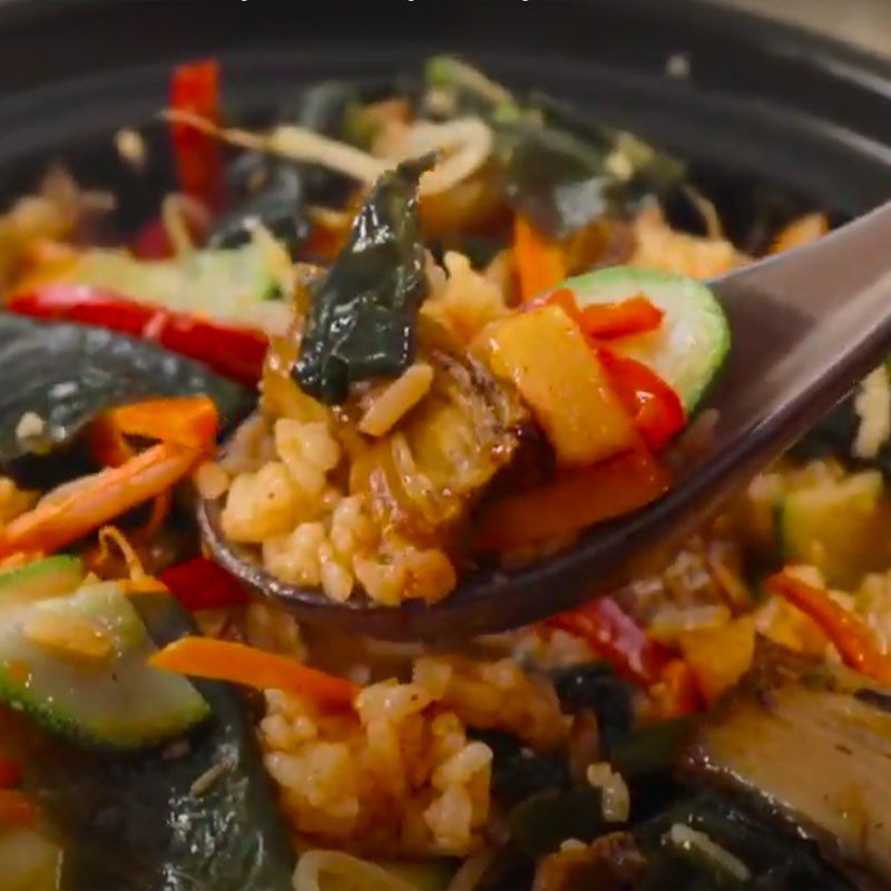 2 simple and delicious ways to make vegetarian mixed rice at home 21 Step 5 Finished product Vegetarian mixed rice with chili sauce