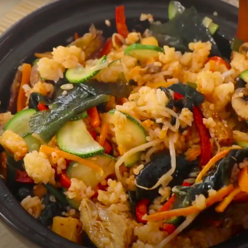 2 simple and delicious ways to make vegetarian mixed rice at home 20 Step 5 Finished product Vegetarian mixed rice with chili sauce