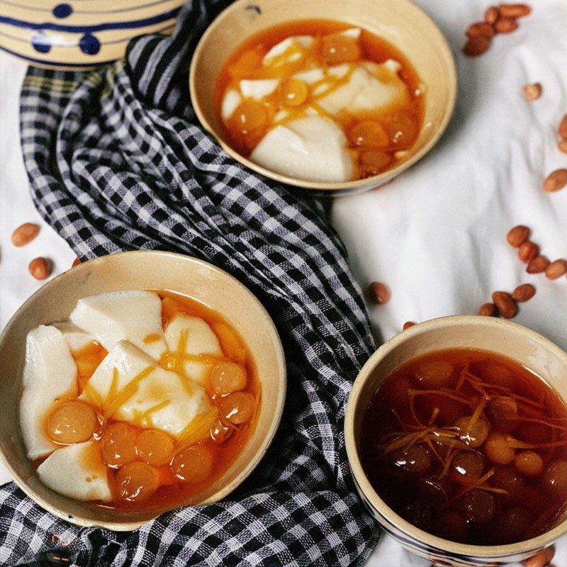 Step 4 Final product Tofu with tapioca jelly and syrup