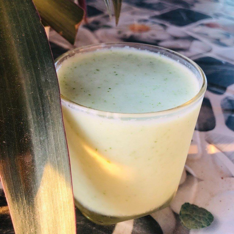 Step 3 Final product Cucumber yogurt smoothie