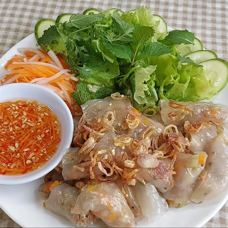 Step 4 Final Product Steamed rice paper with vegetables