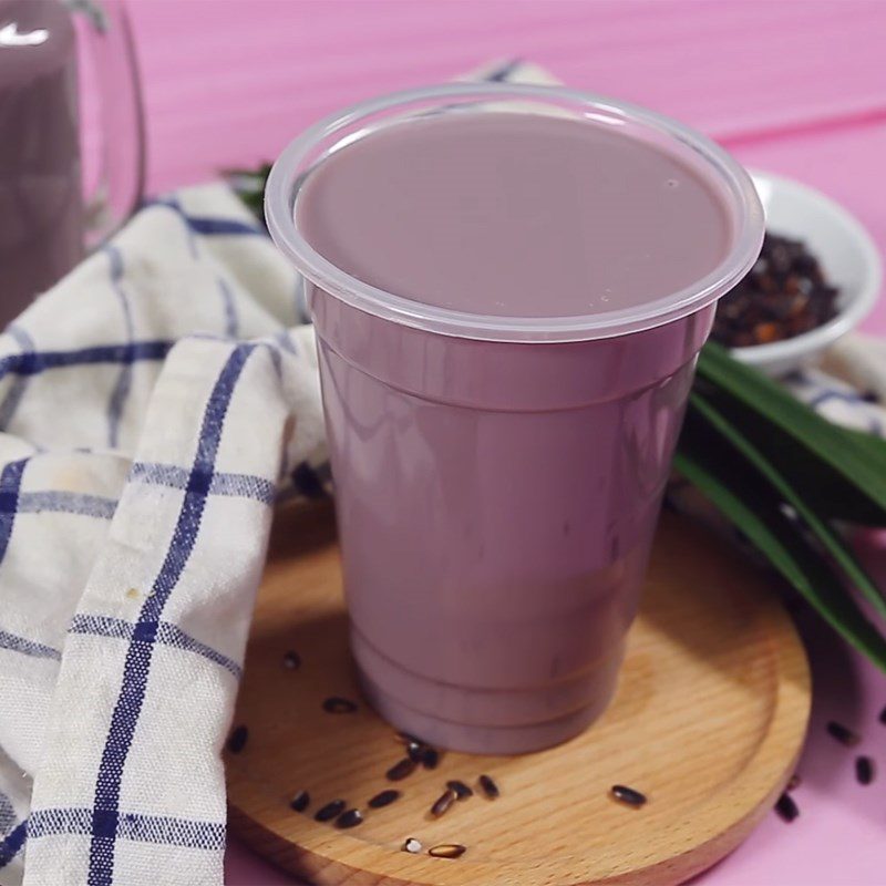 Step 5 Final product Fresh black sticky rice milk