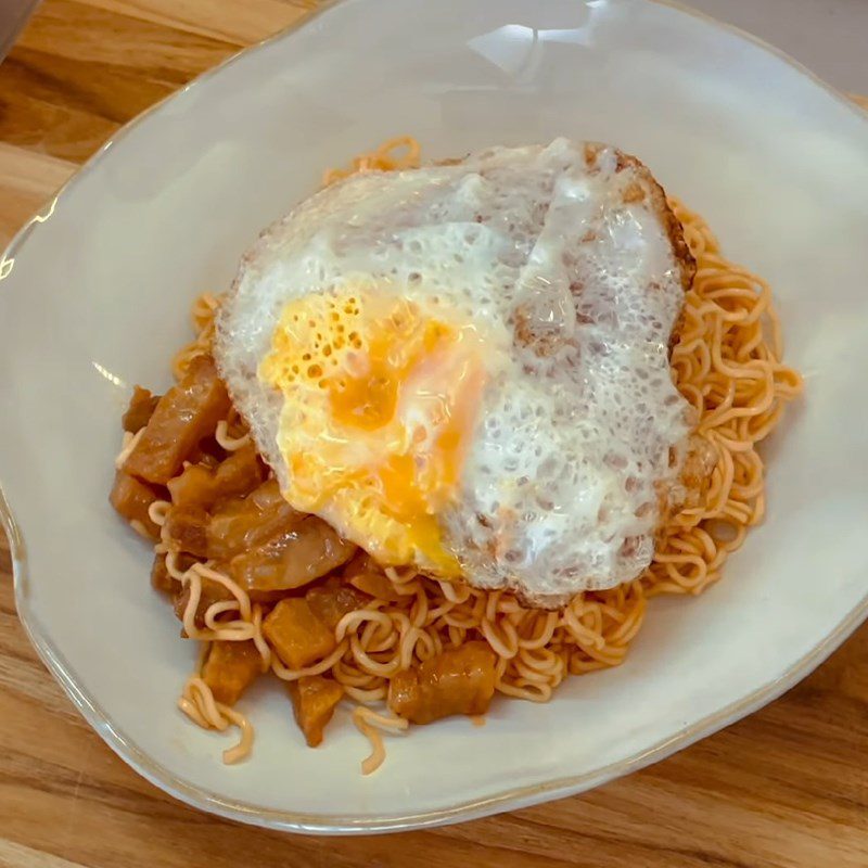 Step 5 Finished Product Chili Sauce Mixed Noodles