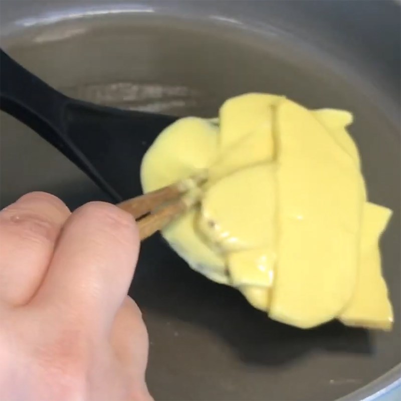 Step 6 Frying the cake Banana sweet potato coconut fried cake