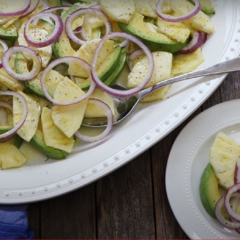 Step 4 Final product Pineapple avocado salad