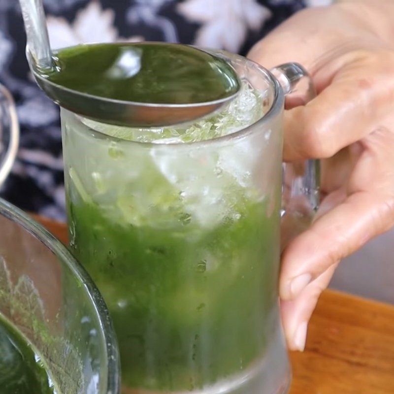 Step 3 Final product Green grape dandelion juice