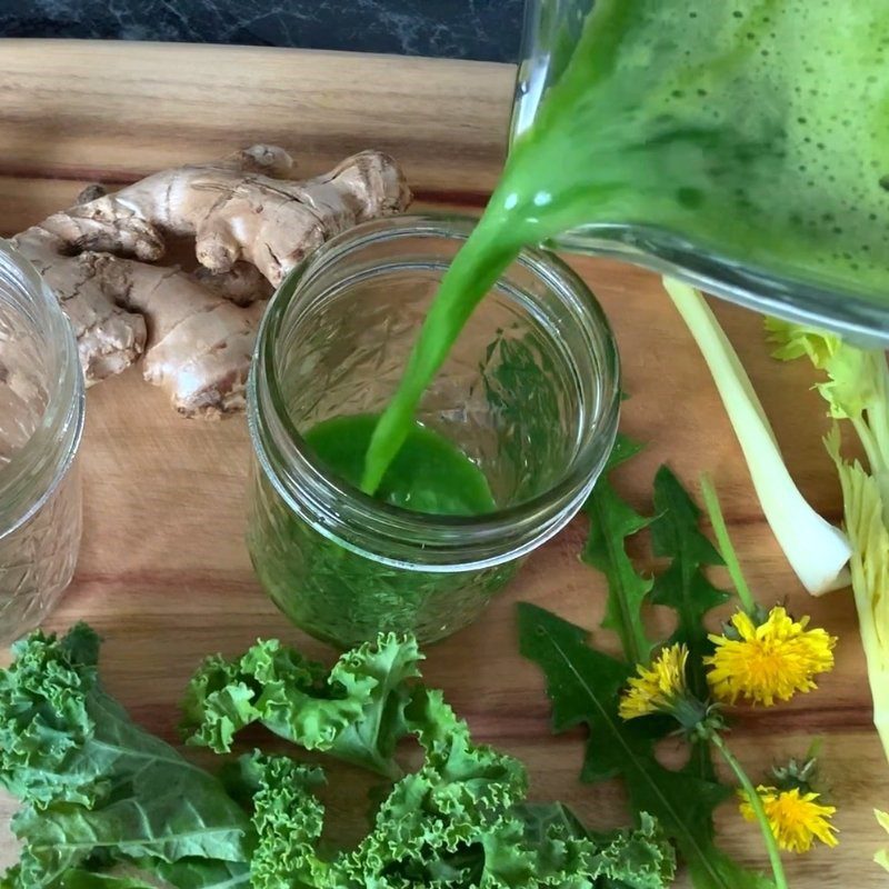 Step 3 Final Product Dandelion Celery Kale Juice