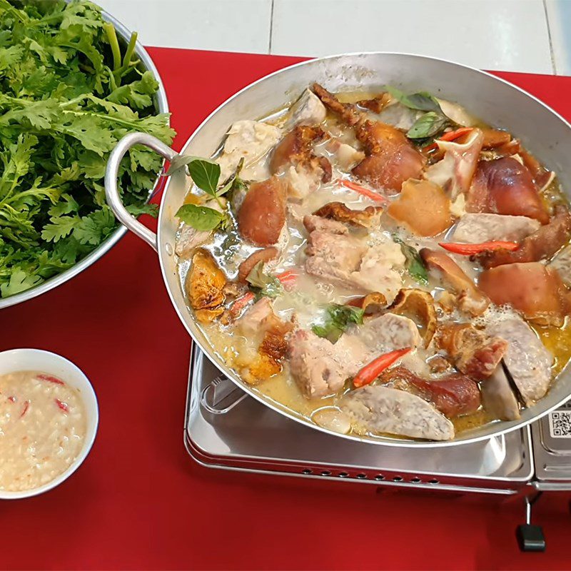 Step 5 Final product Roasted pork hotpot with fermented tofu