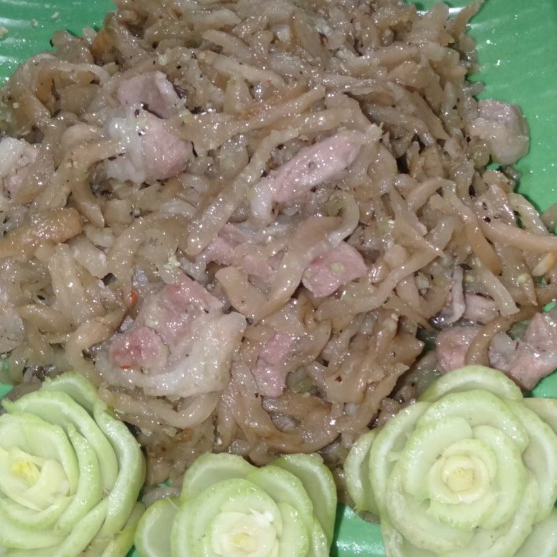 Step 3 Finished Product Stir-fried pickled radish with minced meat