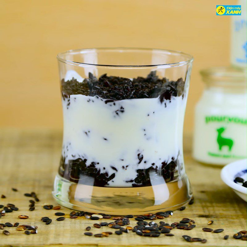 Step 4 Finished Product Black Sticky Rice Yogurt