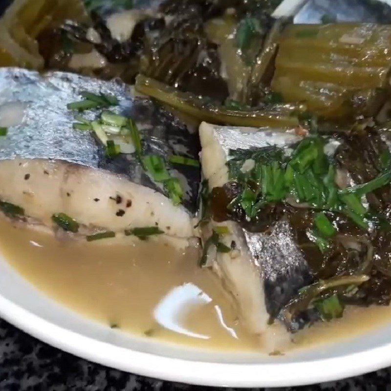 Step 5 Final product Mackerel stew with pickled mustard greens