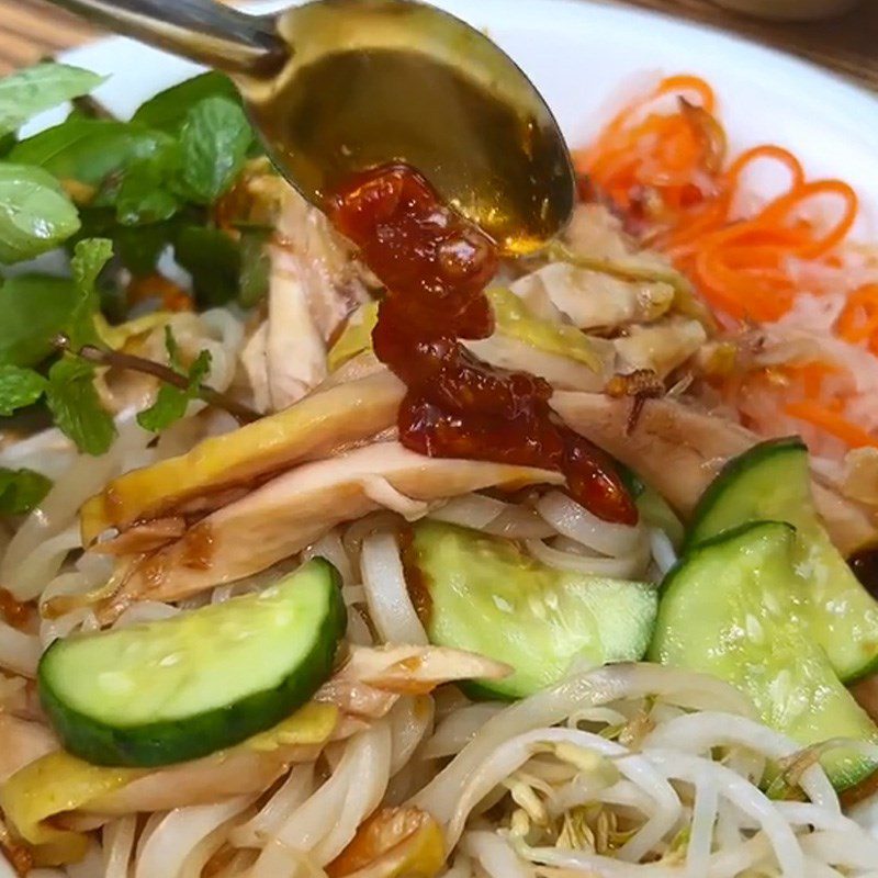 Step 4 Final Product Mixed Chicken Pho