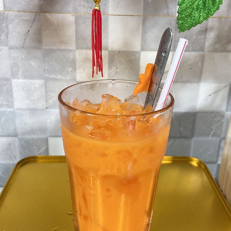 Step 4 Final product Fresh carrot juice using a blender