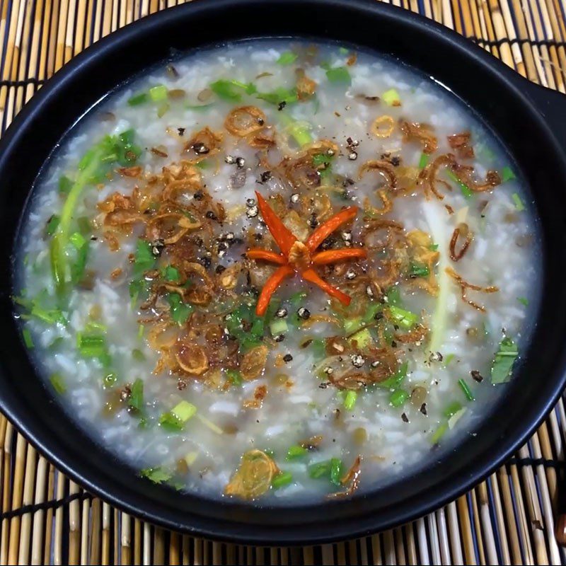 Step 6 Final product Green bean and oyster porridge