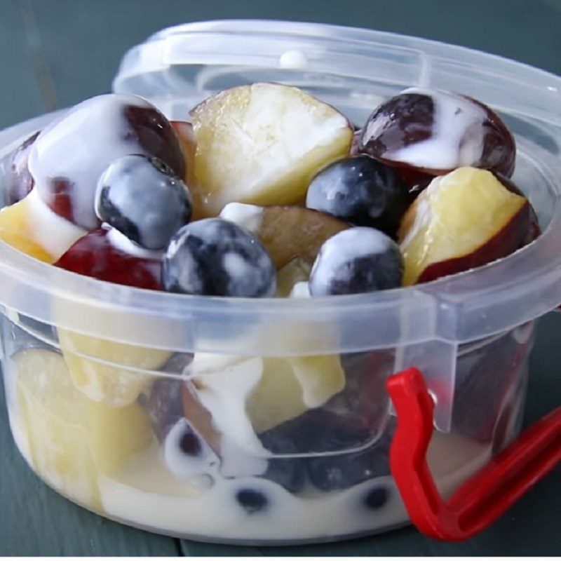 Step 3 Final Product Berry Fruit Salad with Yogurt