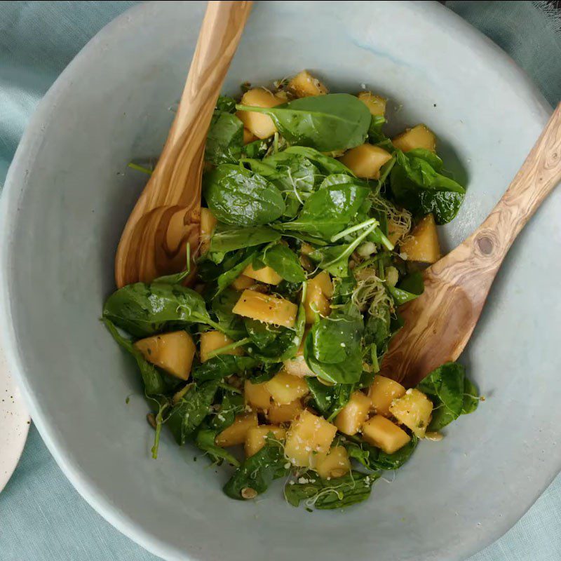 Step 4 Final Product Melon spinach salad