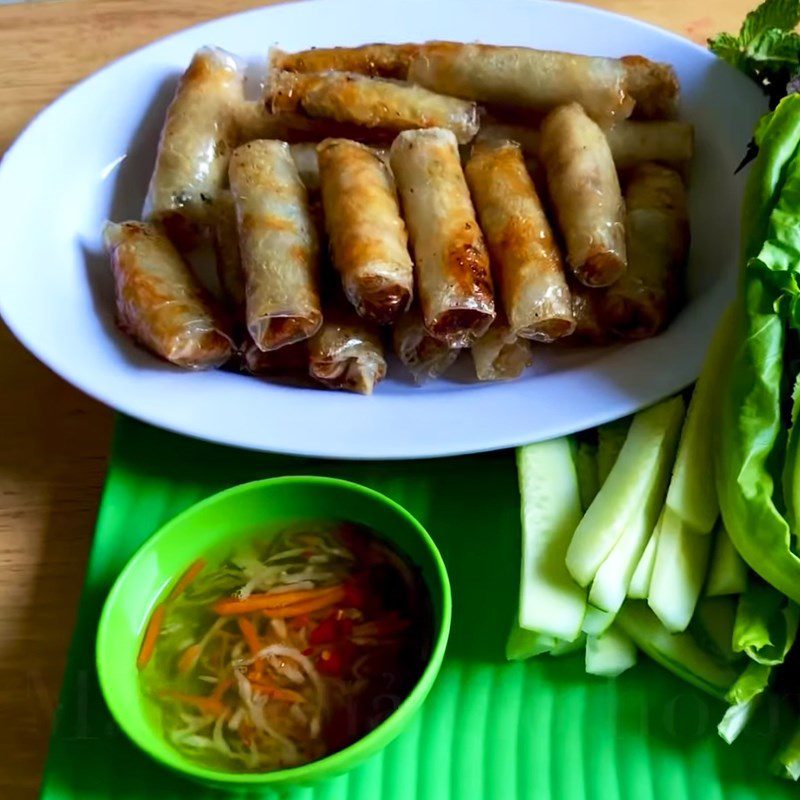 Step 6 Finished product Mackerel spring rolls with cassava