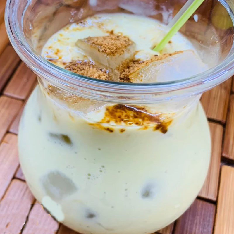 Step 4 Final product Keto avocado milk tea