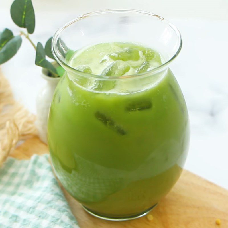 Step 4 Final product Malabar spinach green bean smoothie