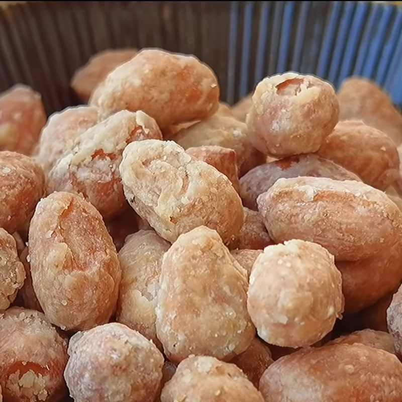 Step 5 Final product Crispy fried peanuts seasoned