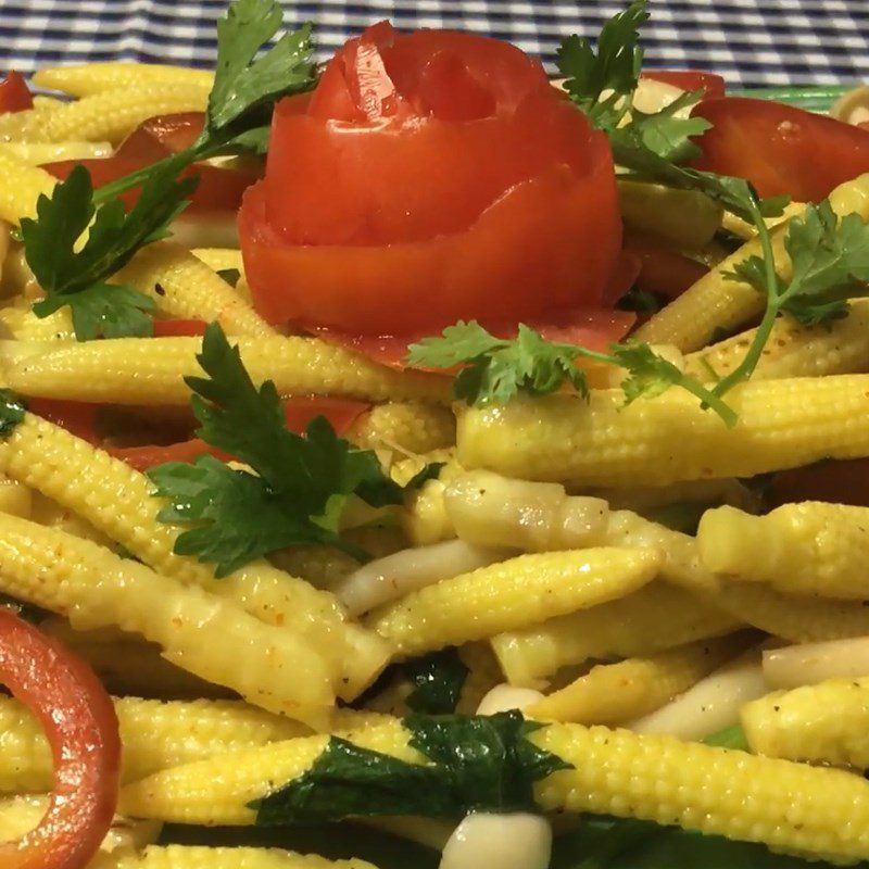 Step 4 Final product Baby corn stir-fried with vegetarian bell peppers