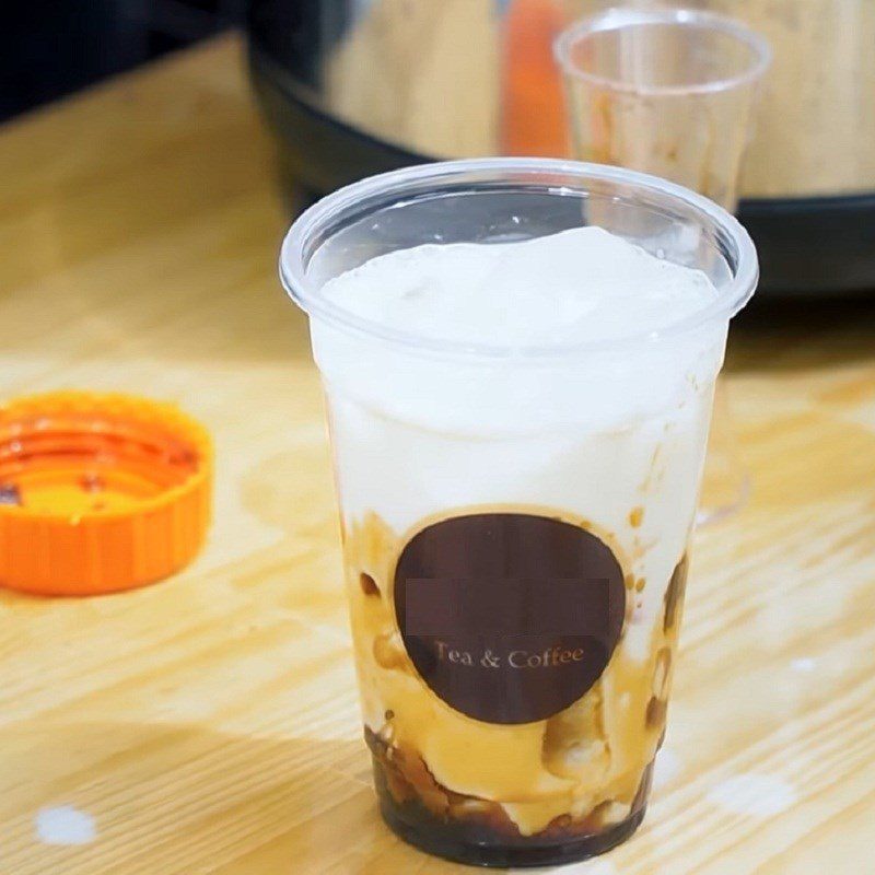Step 5 Product Milk tea with longan and red apple
