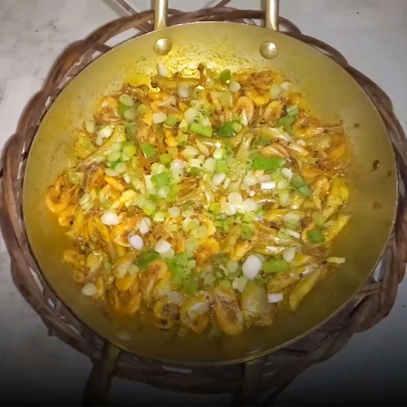 Step 4 Final product Fish belly stew with turmeric powder