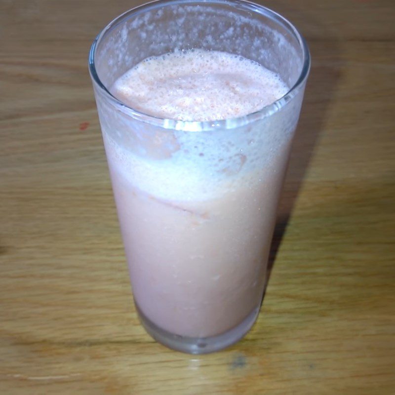 Step 3 The final product Yogurt tomato smoothie