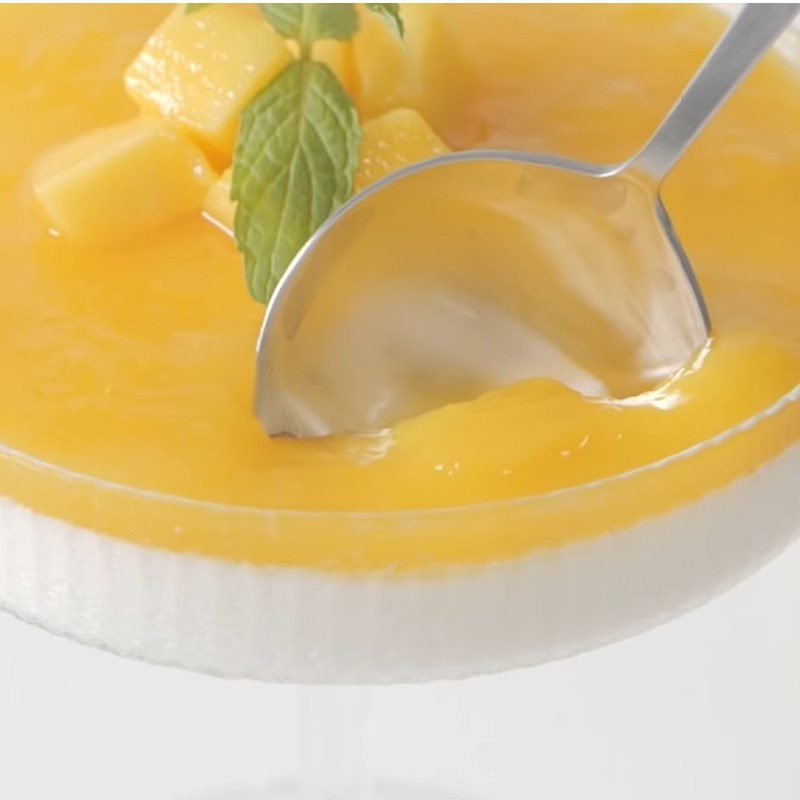 Step 5 Finished product Mango sauce Panna cotta