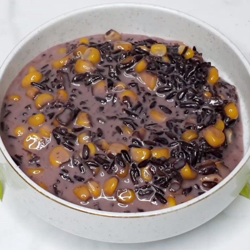 Step 4 Final product Black sticky rice with American corn