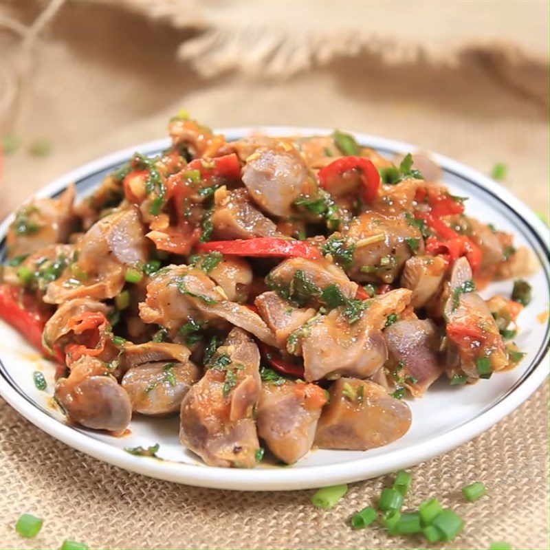 Step 4 Final product Chicken gizzards stir-fried with tomatoes