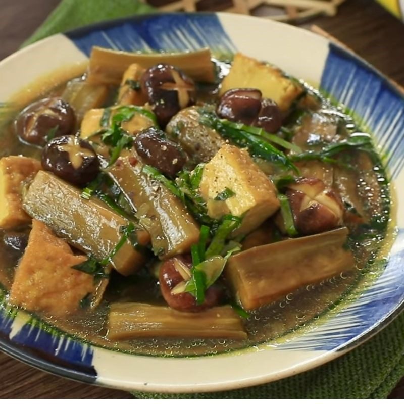 Step 4 Final product Vegetarian stewed eggplant with tofu