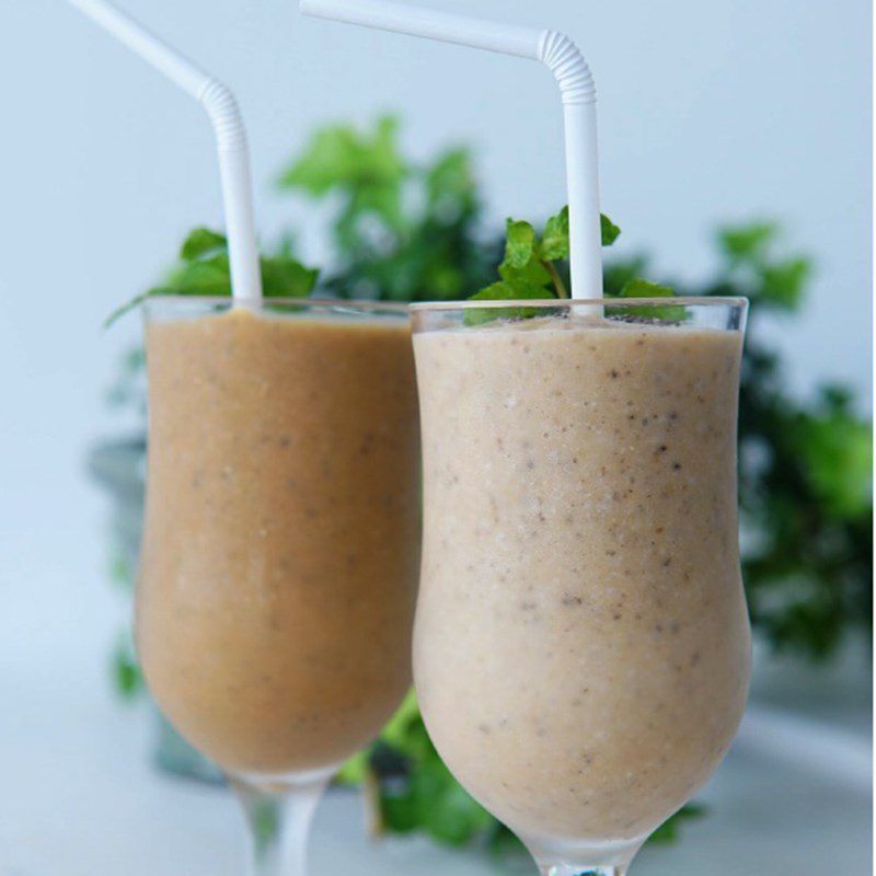 Step 3 Finished product Sapodilla chia seed smoothie