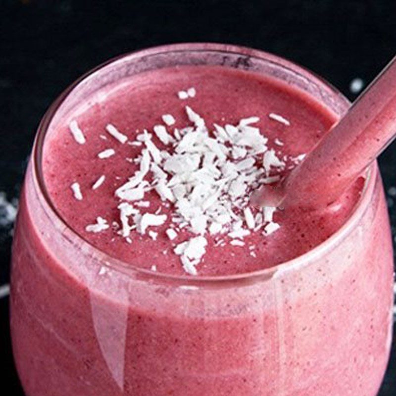 Step 3 Final product Strawberry Coconut Smoothie