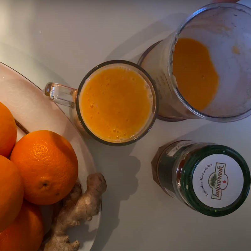 Step 3 Final product Orange carrot ginger smoothie