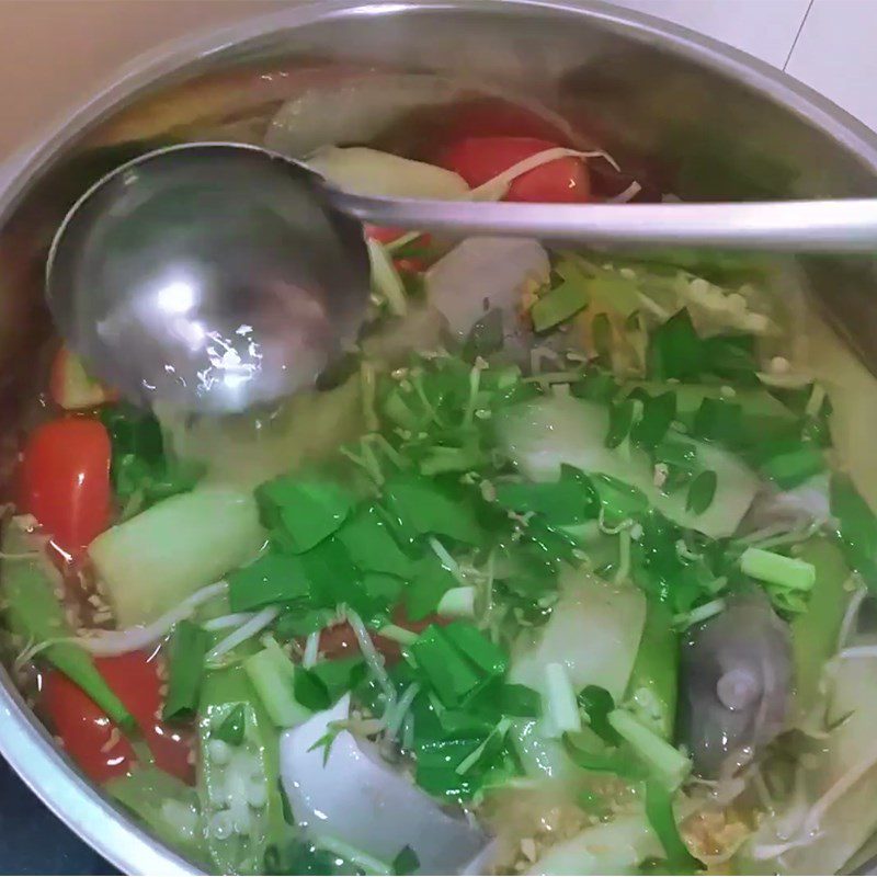 Step 4 Finished Dish of Sour Soup with Amberjack