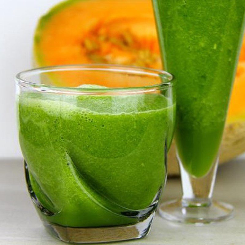 Step 3 Final Product Cantaloupe Kale Smoothie