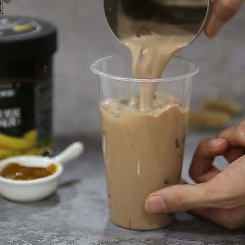 Step 3 Final Product Chocolate Banana Milk Tea