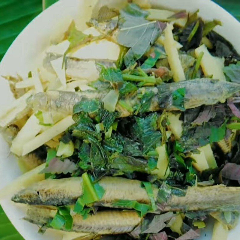 Step 4 Finished Product Stir-fried Eel with Banana Stem