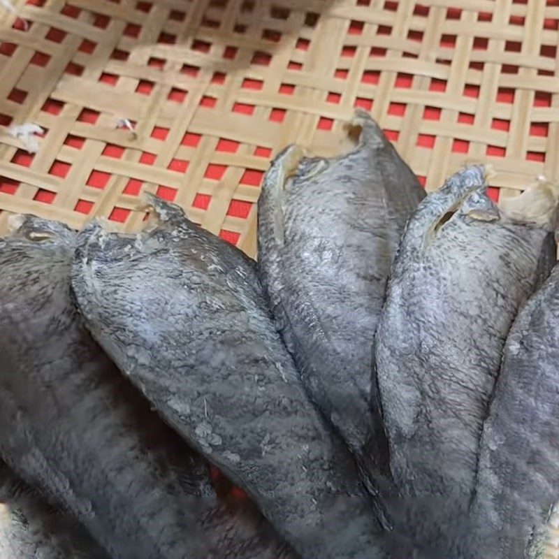 Step 4 Final product Dried snakehead fish (wild snakehead fish)