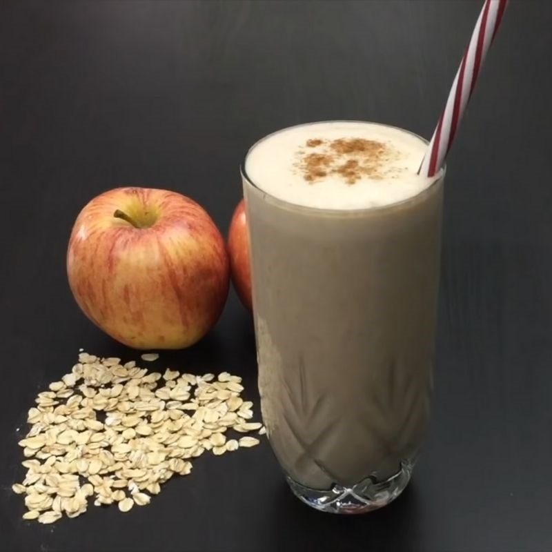 Step 4 Finished Product Apple Oatmeal Smoothie
