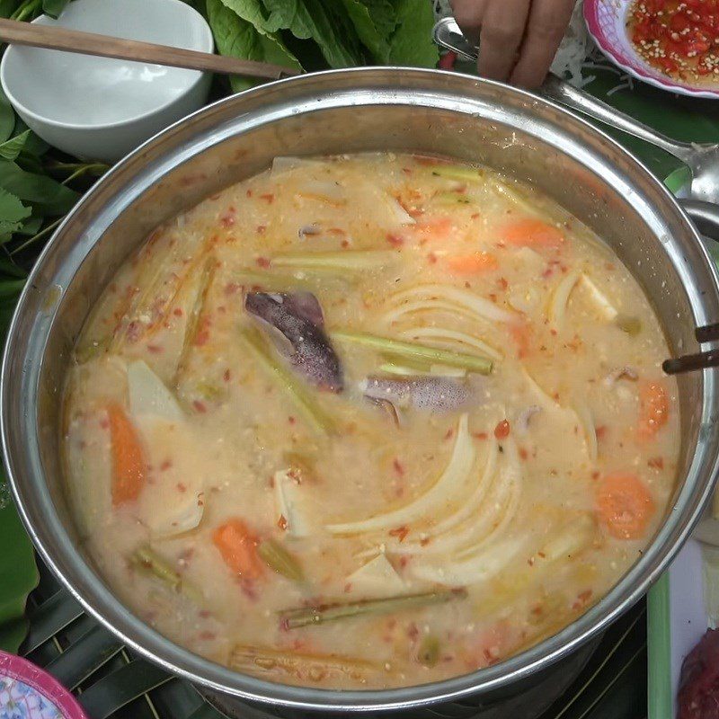 Step 5 Final Product Stir-fried squid hotpot