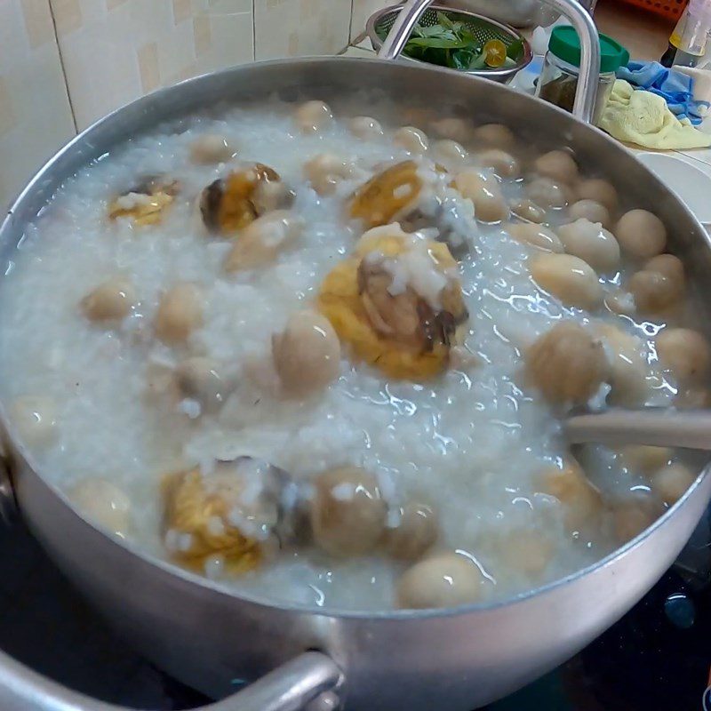 Step 5 Finished product Boiled duck egg porridge