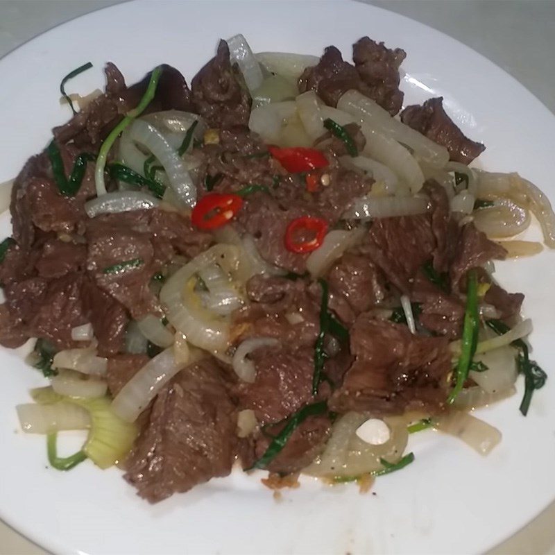 Step 5 Final Product Stir-fried buffalo meat with onions