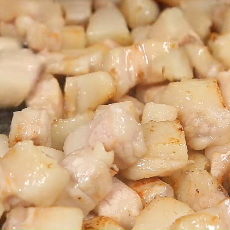 Step 1 Rendering Fat for Minced Meat Steamed with Fermented Shrimp Paste