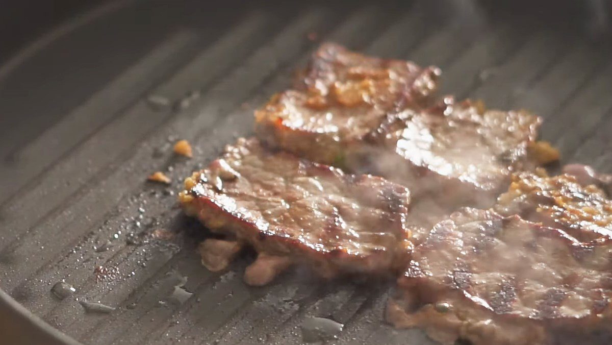 2 simple and delicious ways to marinate Korean grilled meat 16 Korean Grilled Beef