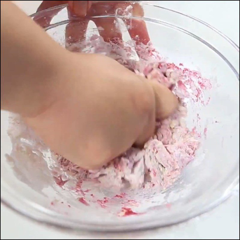 Step 2 Mixing the Beetroot Flour